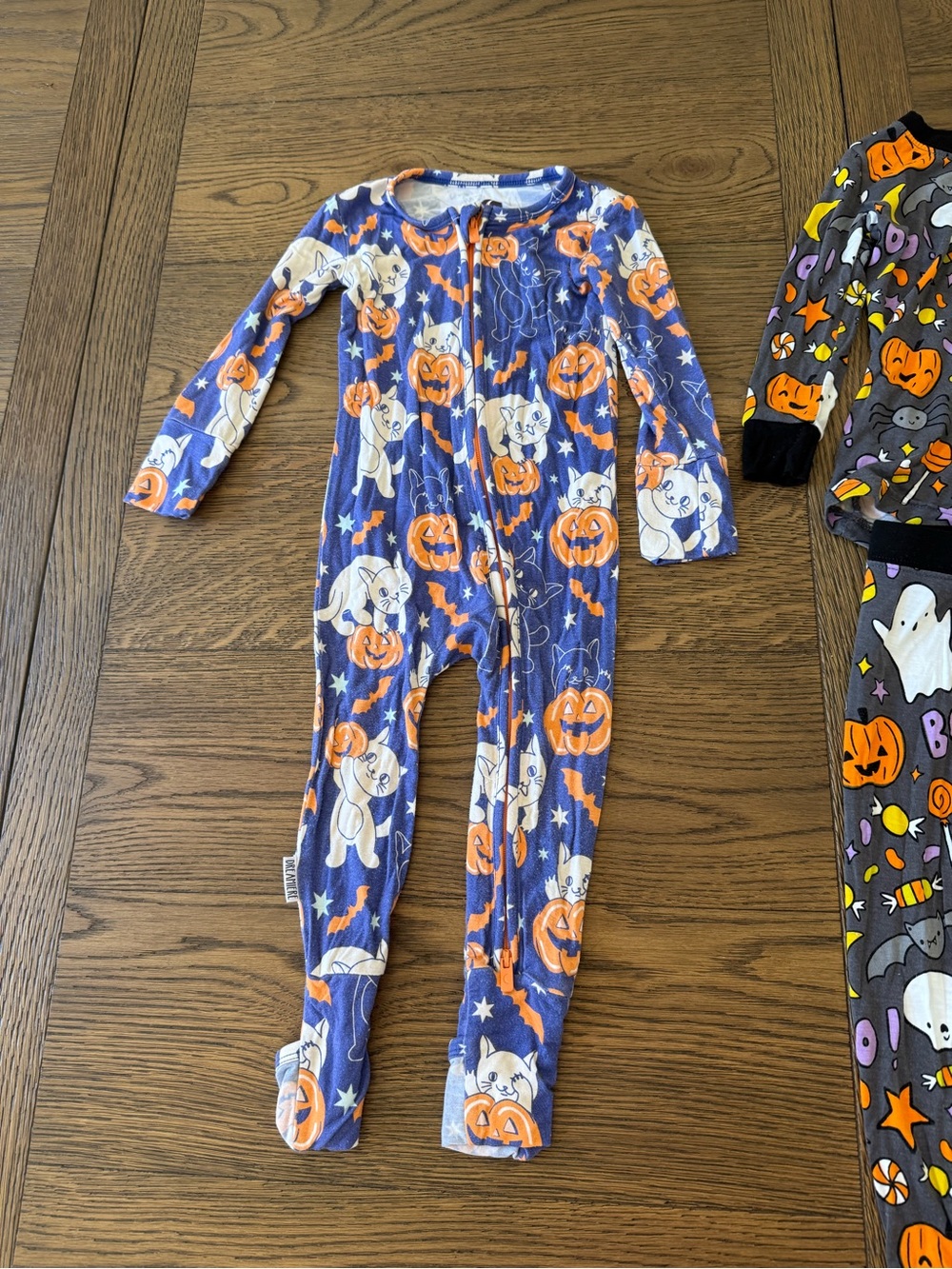 Little Sleepies & Dremiere Halloween Bundle - Picture 3 of 9